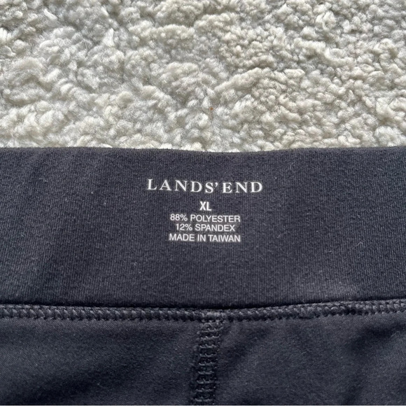 Lands End black skort pull on athletic high rise skirt with built in shorts XL - Picture 2 of 7